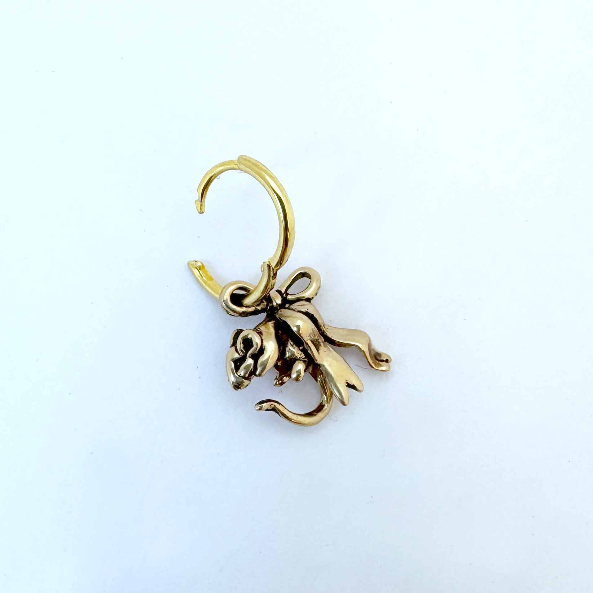 Rat Bow Hoop Earrings "Hanging by a Thread" - Image 3