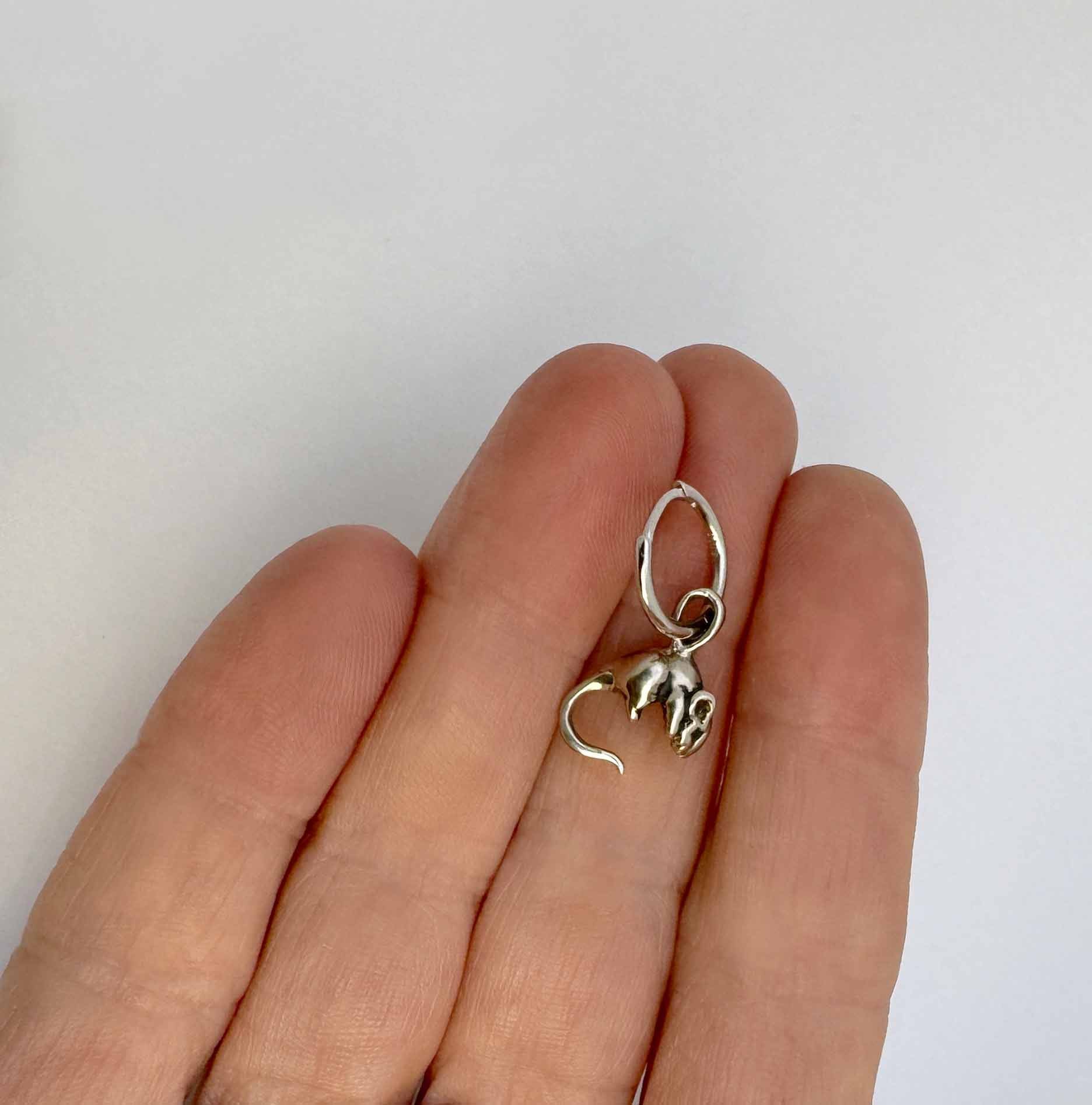 Rat Hoop Earrings "Last Breath" - Image 3